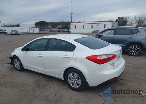 2015 Kia Forte Lx z USA, uszkodzony, nr VIN KNAFX4A69F5391495
